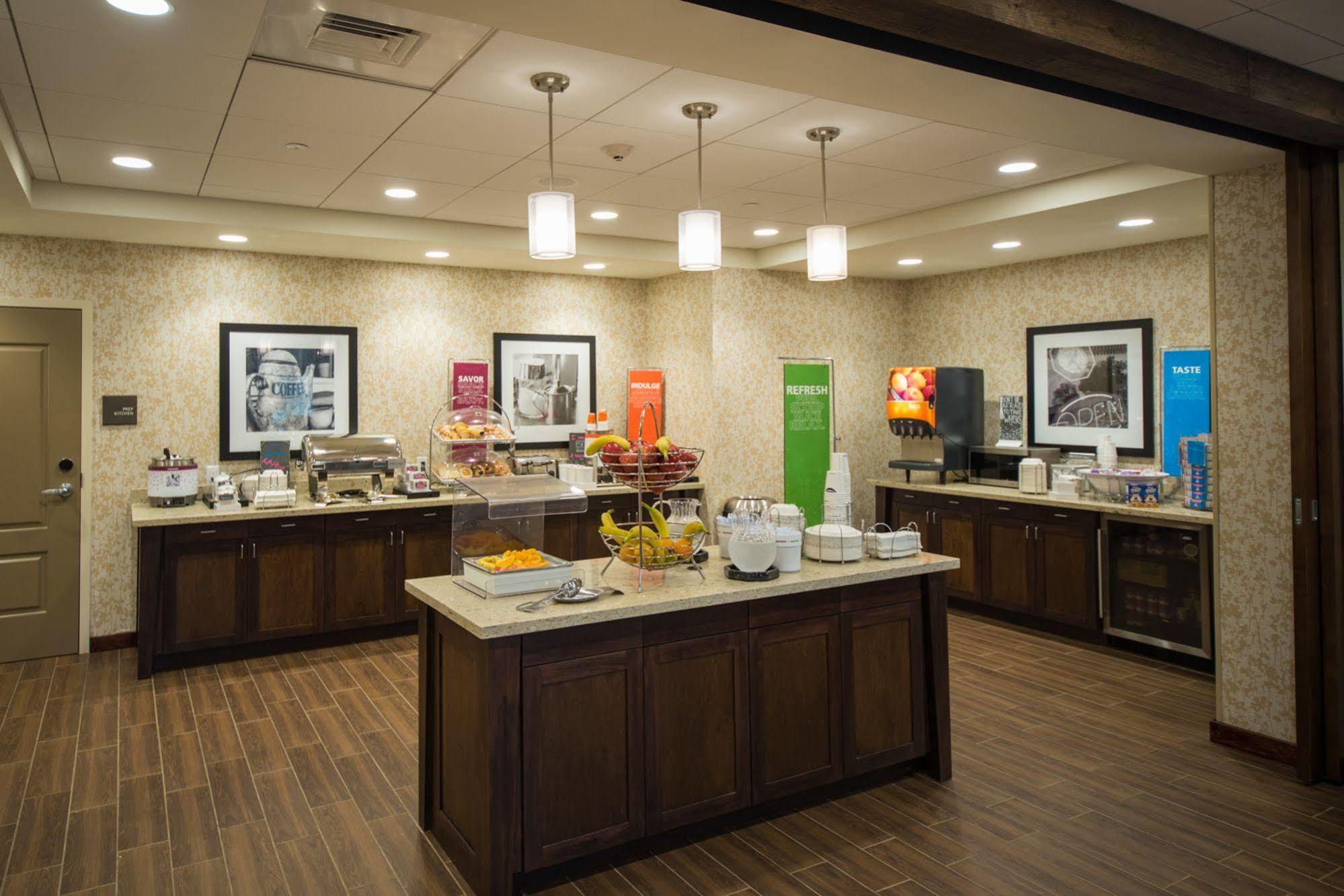 Hampton Inn & Suites Manchester, Vt Dış mekan fotoğraf